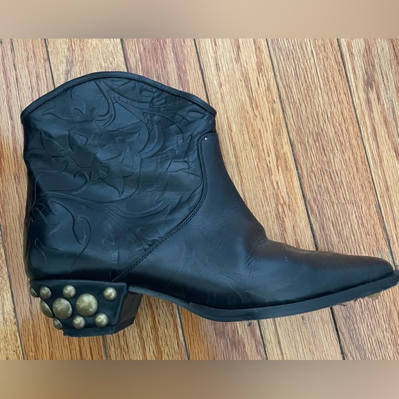 Isabel Marant Black Boots - Picture 1 of 10